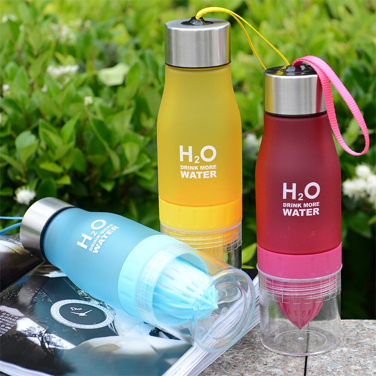 H2O™ FRUIT INFUSION BOTTLE